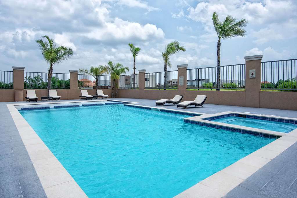 Hawthorn Extended Stay by Wyndham McAllen - photo 6