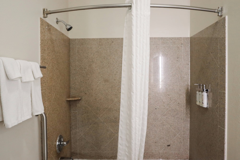 Candlewood Suites Richmond Airport by IHG - photo 60