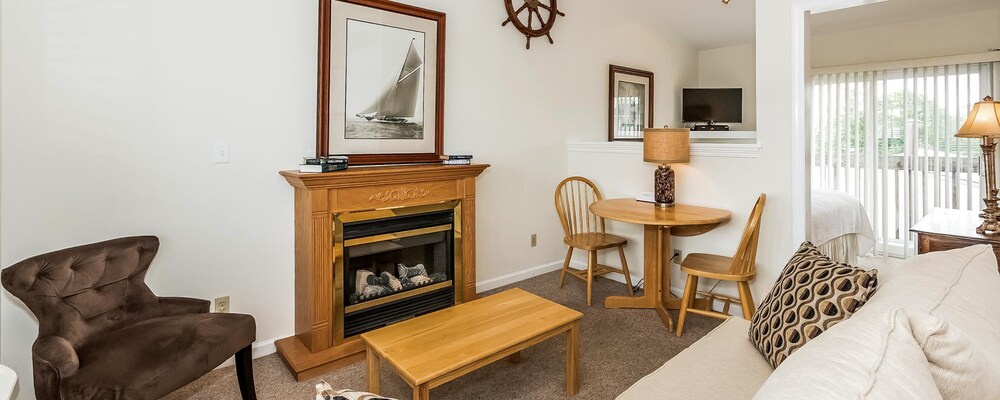 The Inn at Fairfield Beach - photo 10