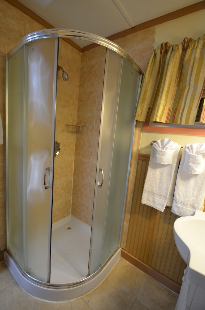Williamstown Motel - photo 34
