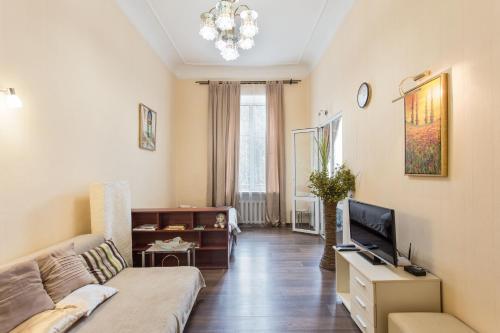 Apartments opposite Shevchenko Park — 4-Star Luxury Hotel in Odessa, Ukraine