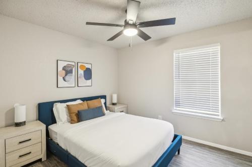 The Landry 178 Spacious and Cozy 2 Bedroom 1bth — 4-Star Luxury Hotel in Arlington, United States