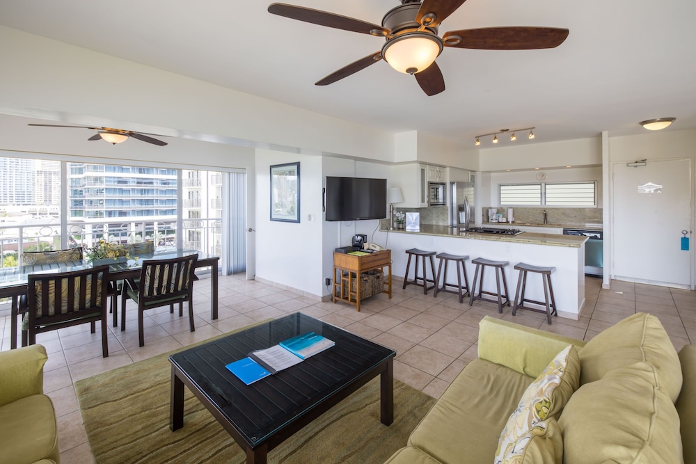 Waikiki Shore By Outrigger - photo 13