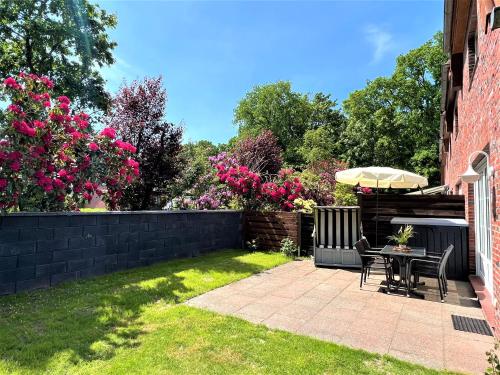 Haus Waldesblick An der Rennweide 26a 75 qm — 4-Star Luxury Hotel in Varel, Germany