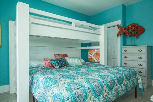 Conch Out by Oak Island Accommodations - photo 22