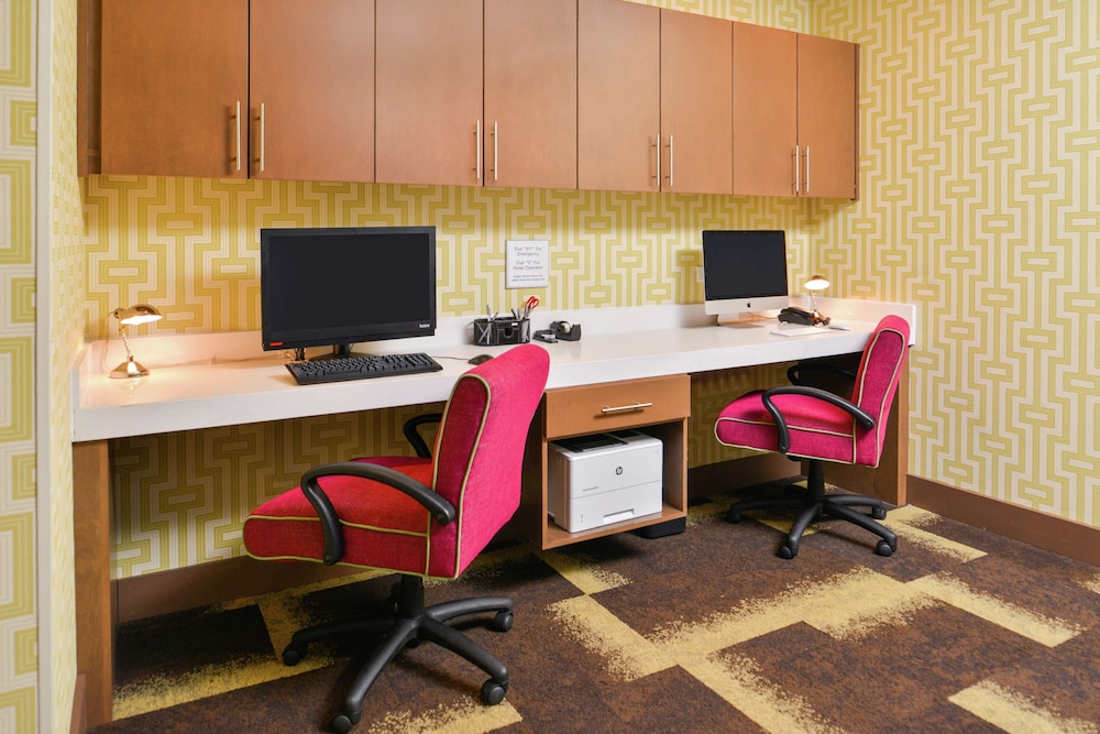 Hampton Inn & Suites St. Paul Oakdale Woodbury - photo 53