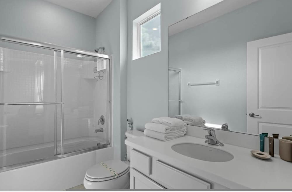 NEW Home 8 Bedrooms At Bella Vida Resort - photo 46