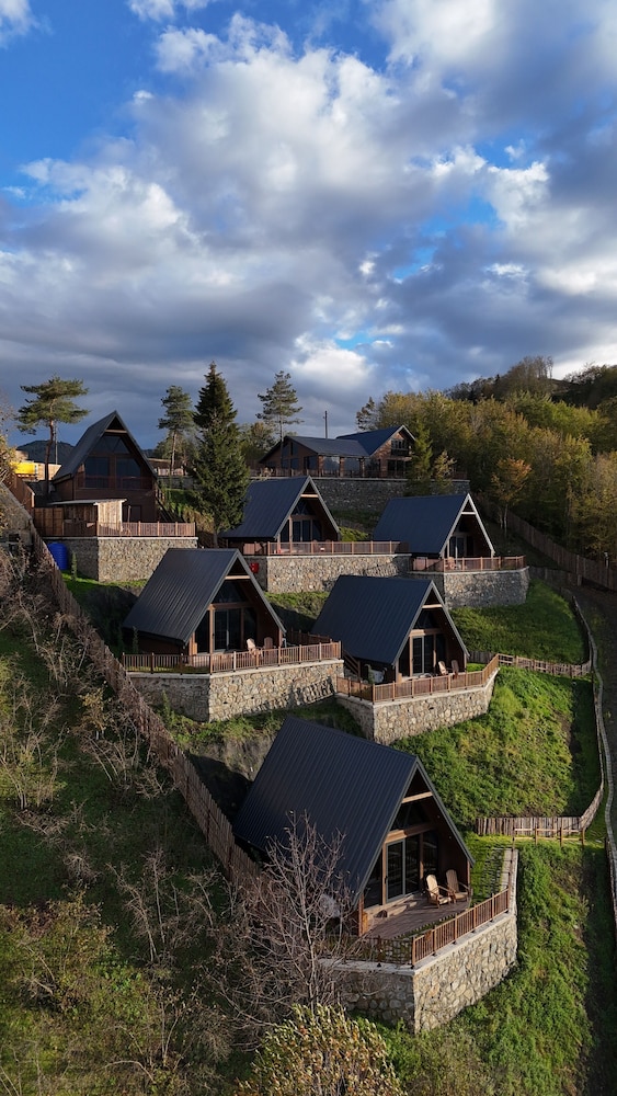 Ötüken Dağ Evleri in Akcaabat, Turkey