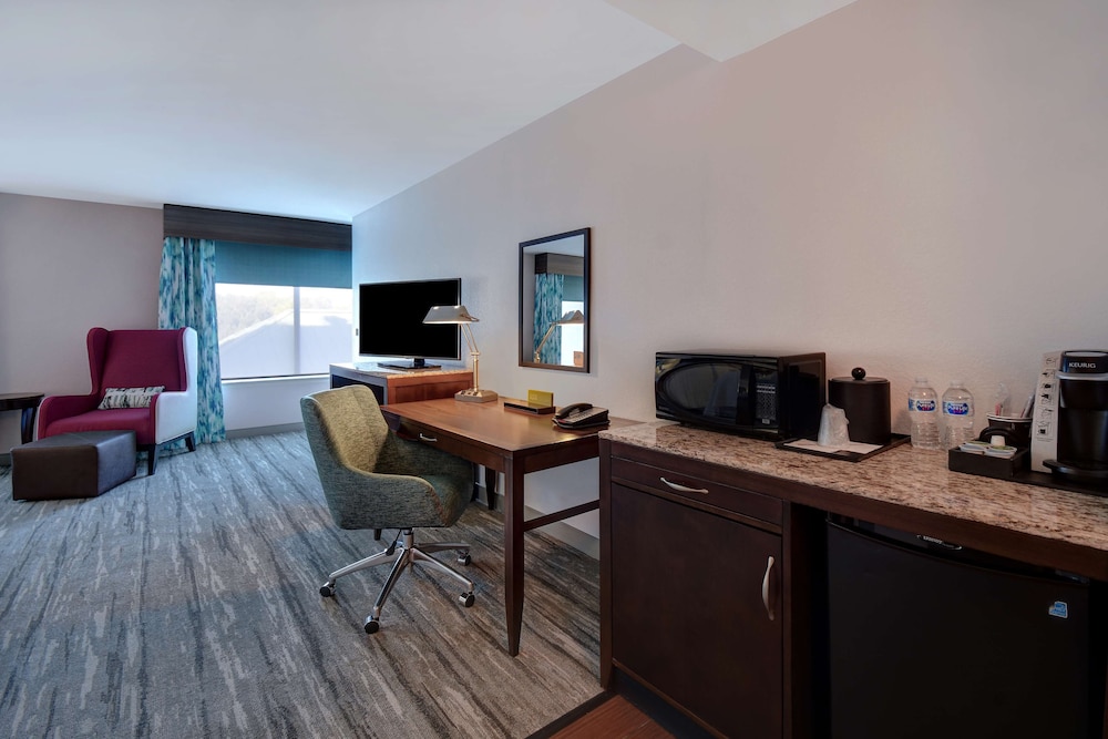 Hilton Garden Inn Ft Myers - photo 18