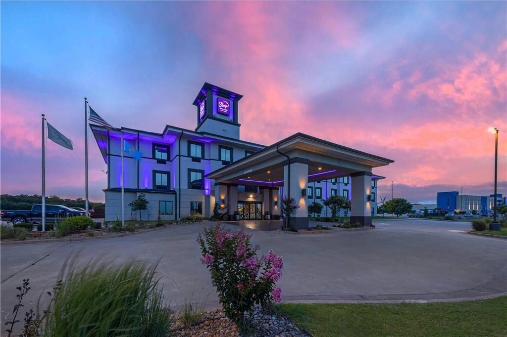 Sleep Inn & Suites Norman near University - carbon neutral hotel in Norman