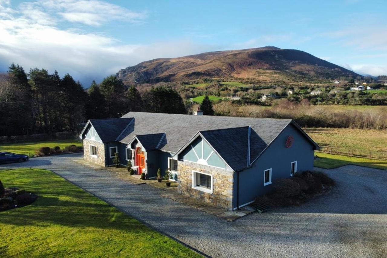 The Ferris Wheel B&B — 4-Star Luxury Hotel in Cill Airne, Republic of Ireland