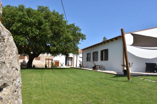 Il Vecchio Casale B&B — 4-Star Luxury Hotel in Sedini, Italy