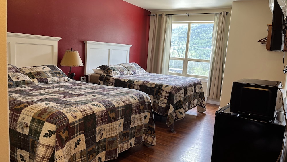 Denali Rainbow Village RV Park and Motel - photo 34