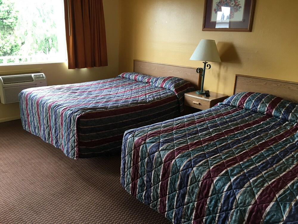 Value Motel - photo 4