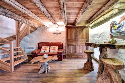 La Ferme De Belline Chalets Ou Gîtes & Spa in Briancon, France