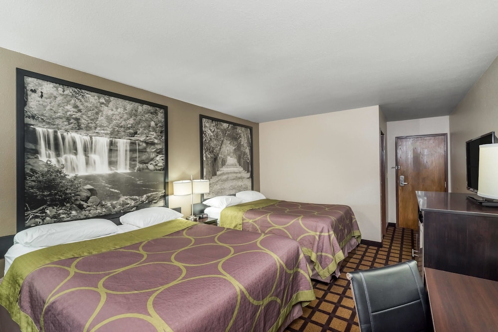 Super 8 by Wyndham Munfordville KY - photo 9