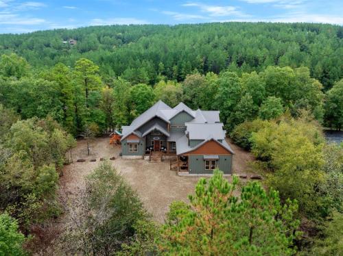 Grand Marquee in Broken Bow, United States