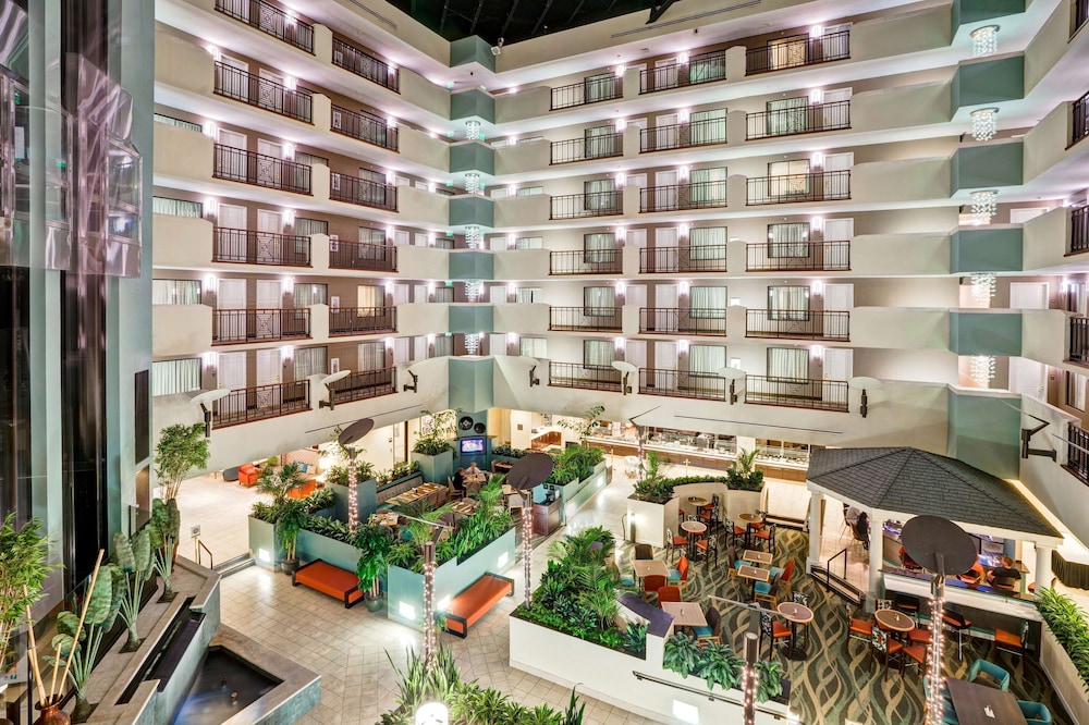 Embassy Suites by Hilton Fort Myers Estero - photo 5