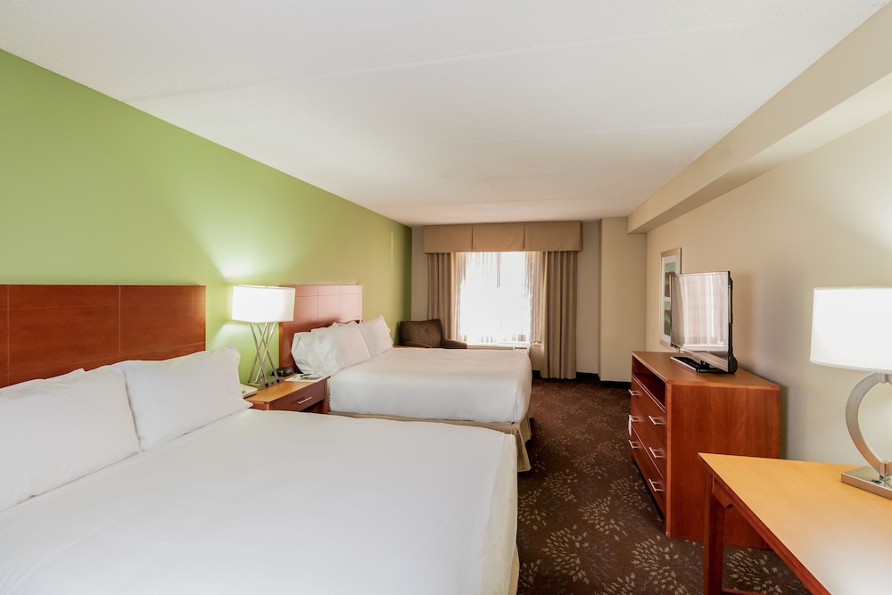 Holiday Inn Express Hotel & Suites Birmingham Irondale by IHG - photo 12