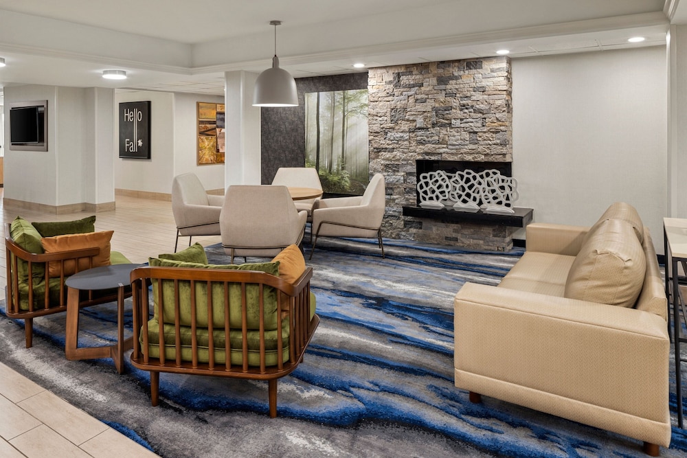 Fairfield Inn & Suites Columbus East - photo 2