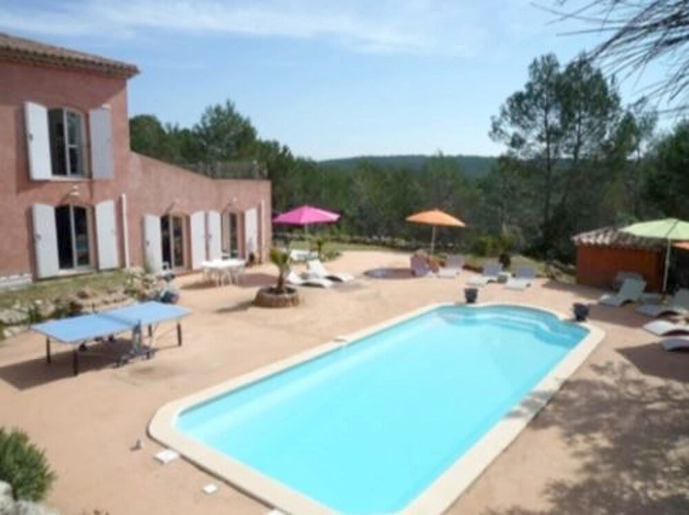 Villa Chemin des Contes — 4-Star Luxury Hotel in Draguignan, France