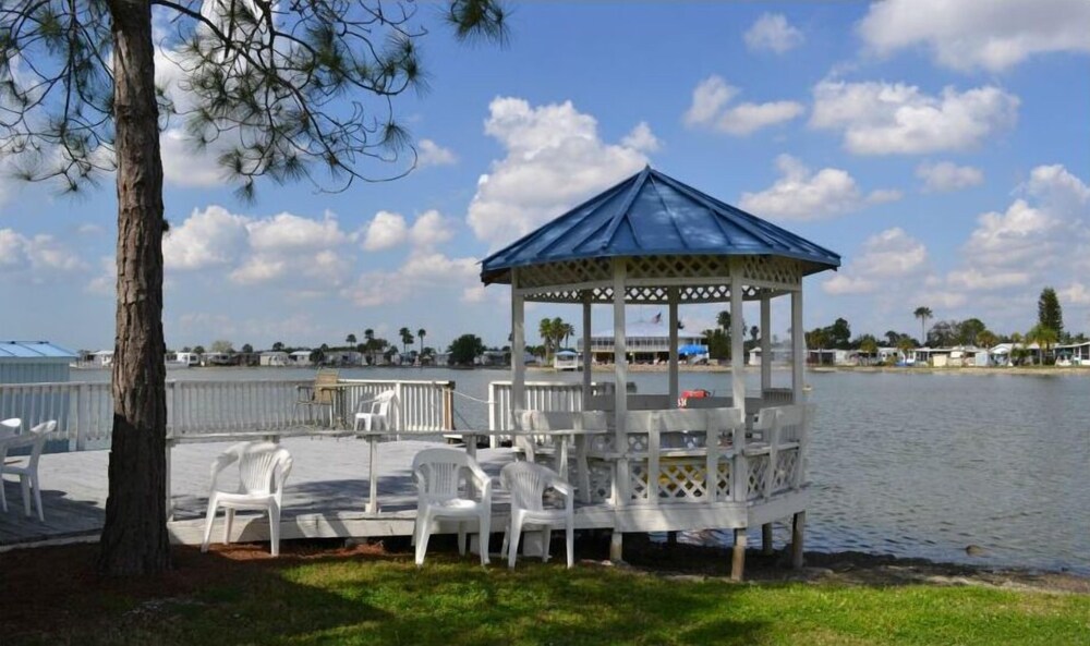 Winter Quarters Encore Manatee RV Resort - photo 21