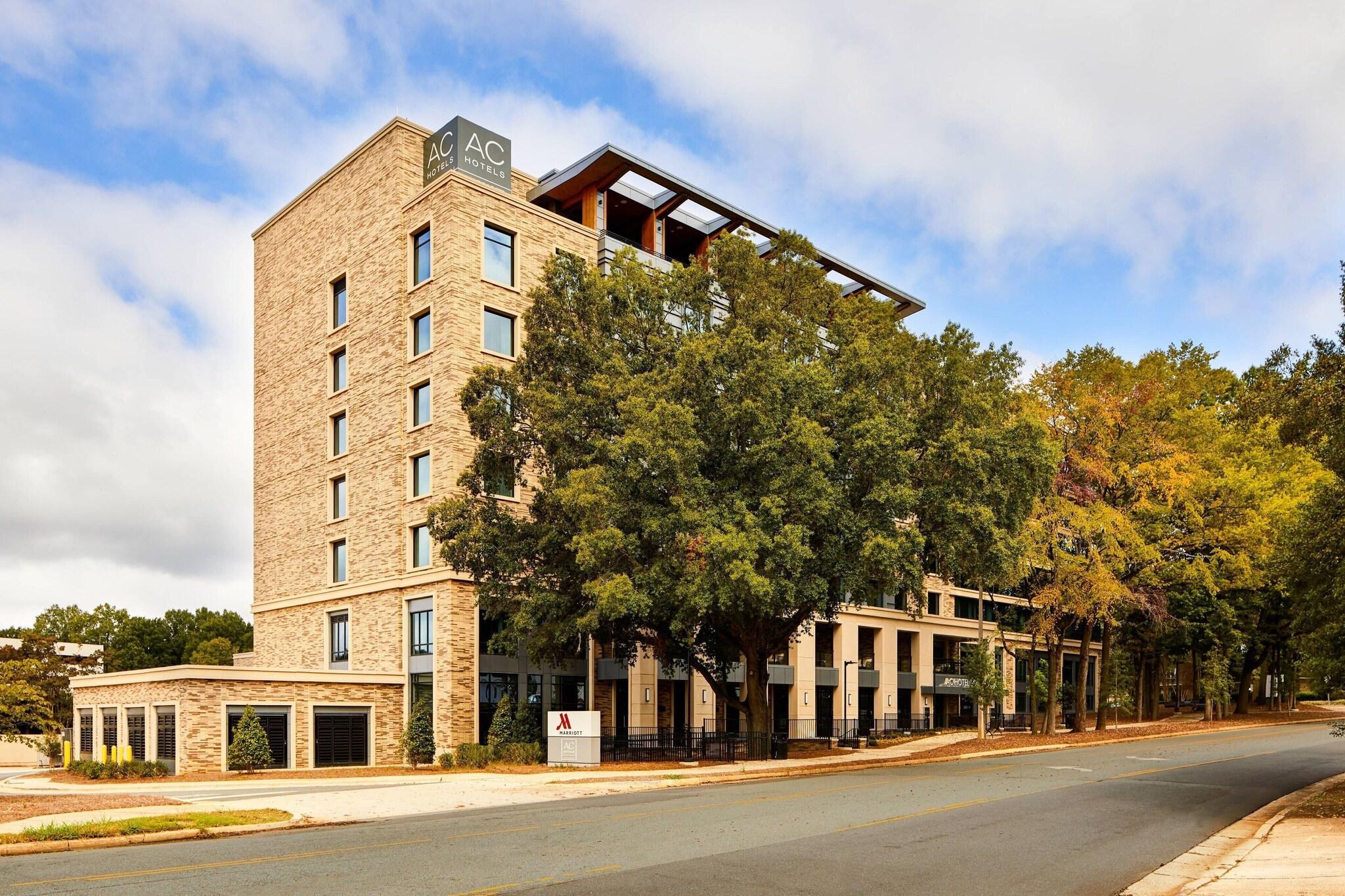 AC Hotel by Marriott Charlotte SouthPark - photo 9