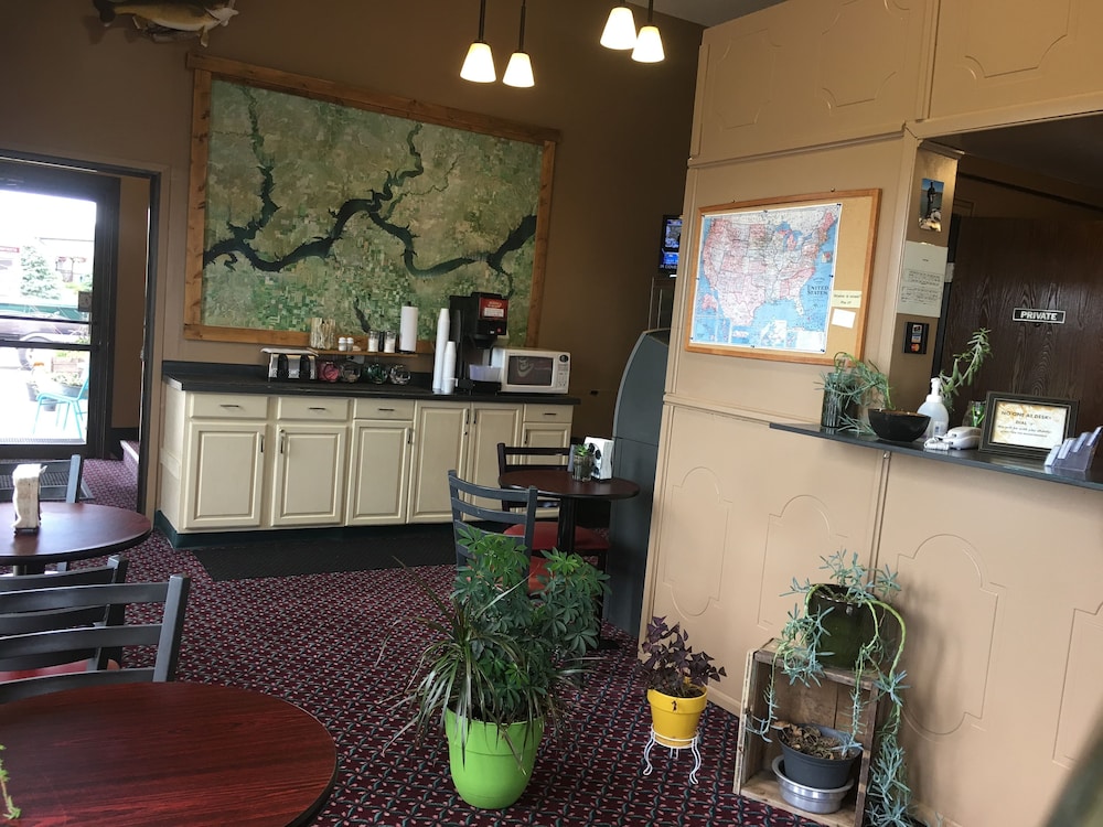 Mobridge Kountry Inn - photo 18