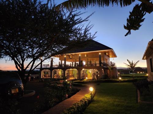 Heart and Soul Lodge — 4-Star Luxury Hotel in Kiratu, Tanzania