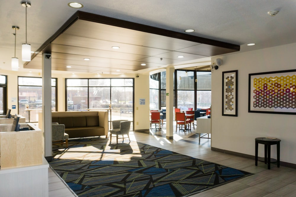 Holiday Inn Express Columbus Downtown by IHG - photo 52