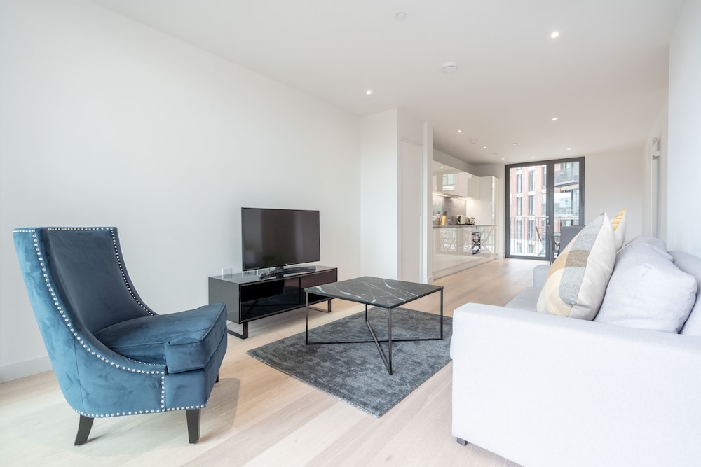 Amazing Apart. City Airport and Excel 1 — 4-Star Luxury Hotel in London, United Kingdom