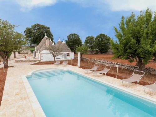 Trullo in Locorotondo with Underground Pool in Locorotondo, Italy