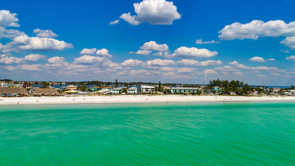 Beach Sands A 203 by Anna Maria - photo 48