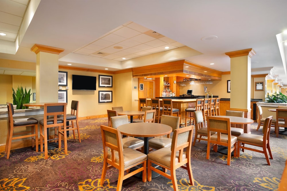 Embassy Suites by Hilton Greensboro Airport - photo 29