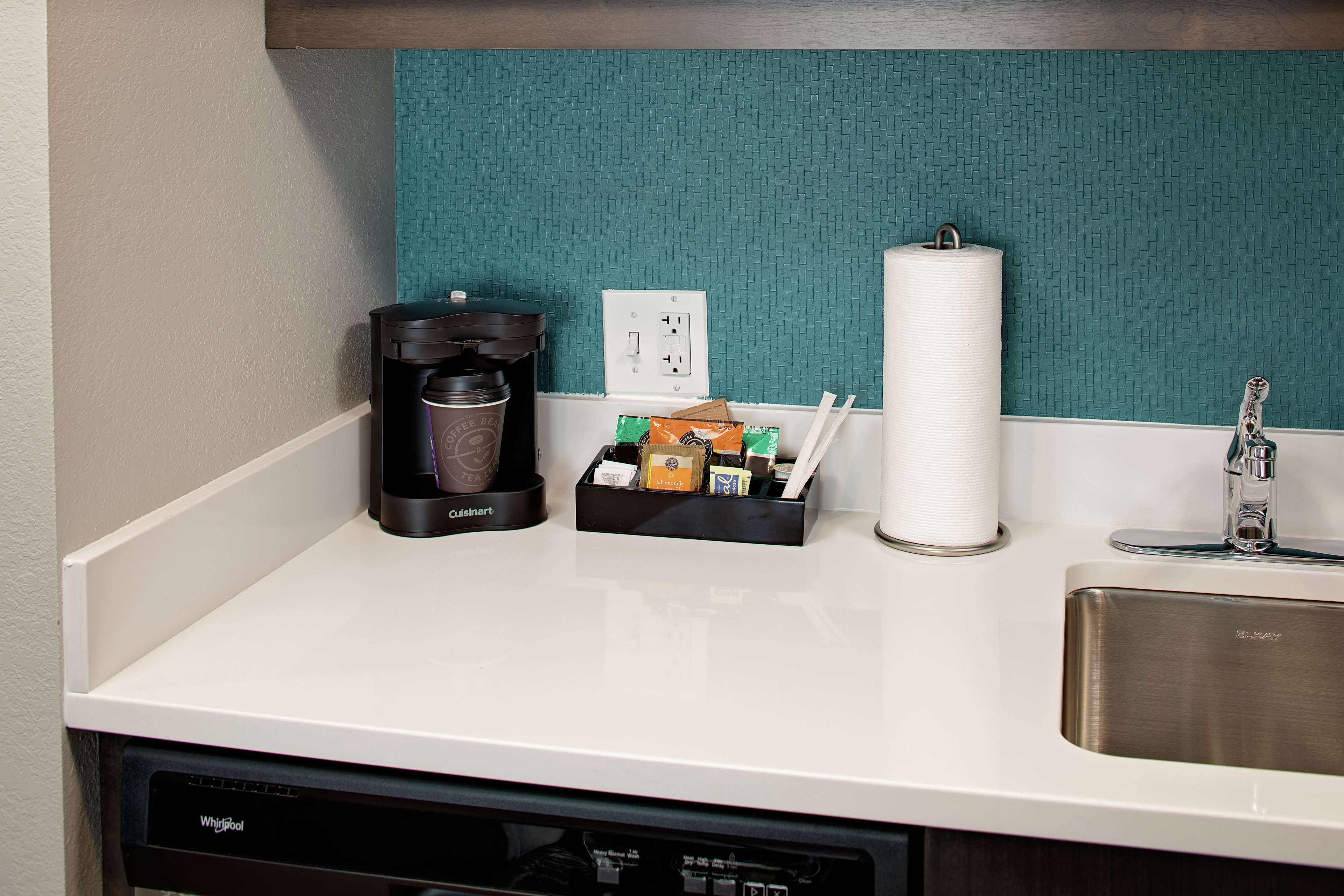 Homewood Suites by Hilton Ronkonkoma - photo 12
