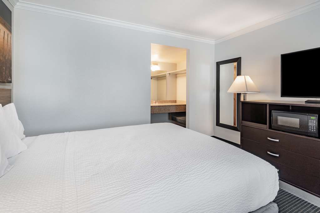 Days Inn by Wyndham Winnemucca - photo 22