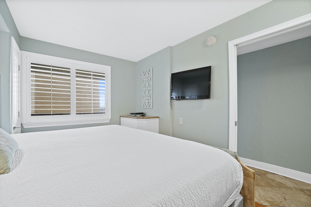 SunDestin Beach Resort by Panhandle Getaways - photo 9