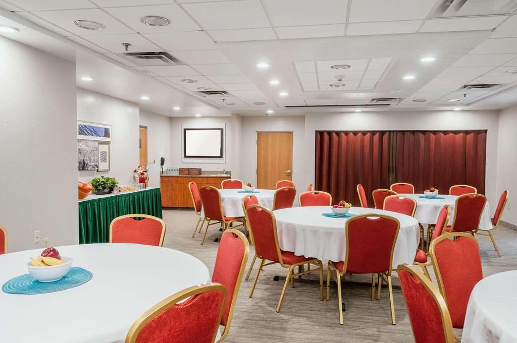 Country Inn & Suites by Radisson Cookeville TN - photo 20
