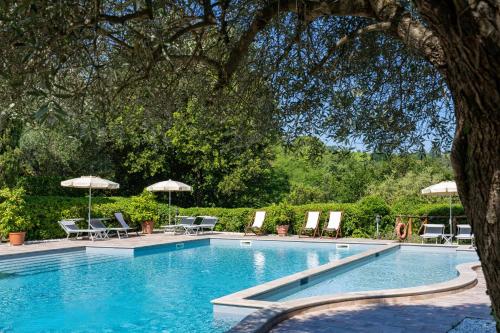 GHIZZOLO Residence Refurbished Pool 2025 — 4-Star Luxury Hotel in Montaione, Italy