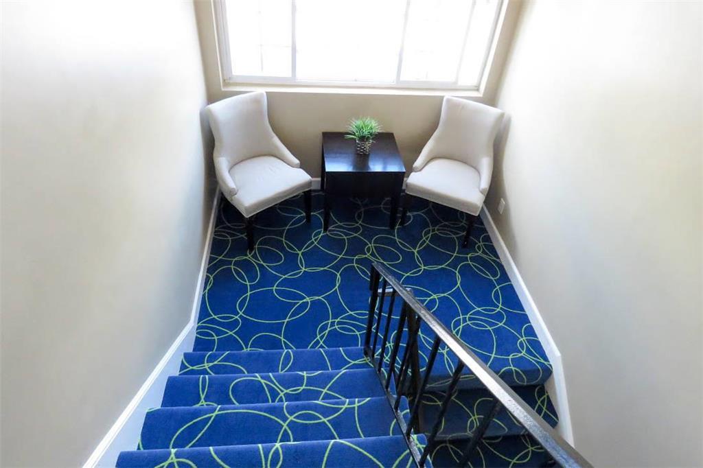 Rodeway Inn Logan International Airport - photo 15