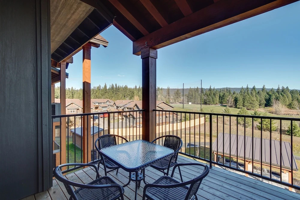 Suncadia Resort Condo: Balcony & Golf Course Views - photo 7