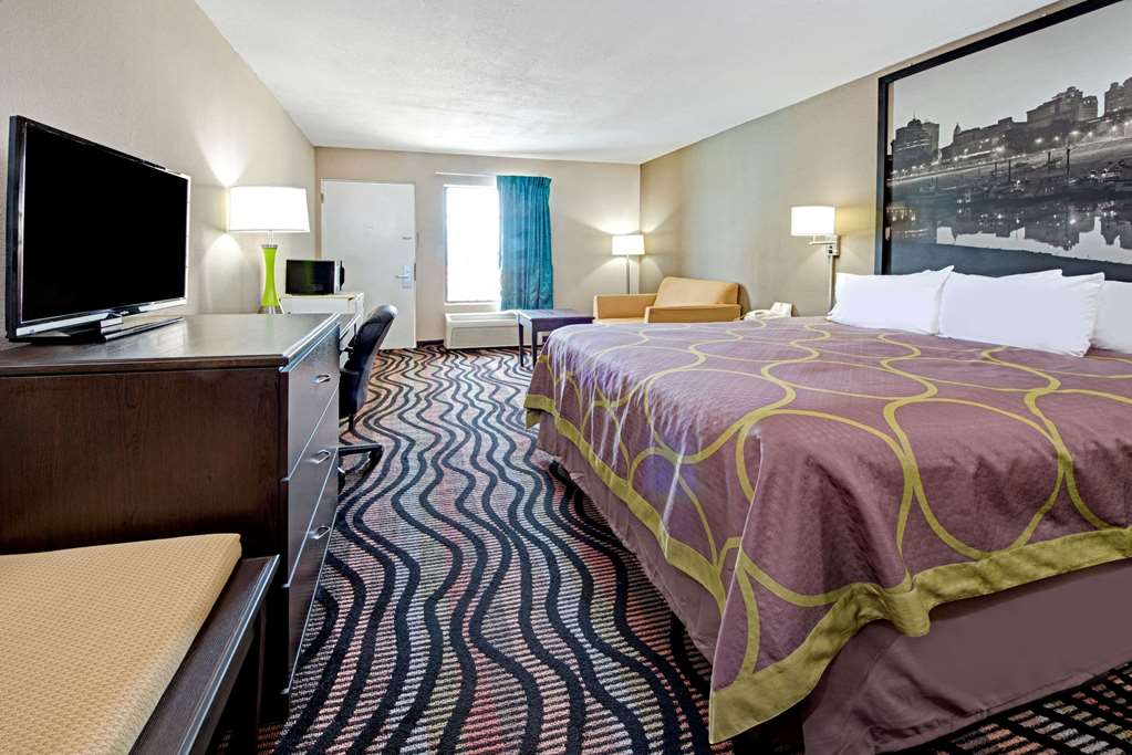 Super 8 by Wyndham Lakeland - photo 7