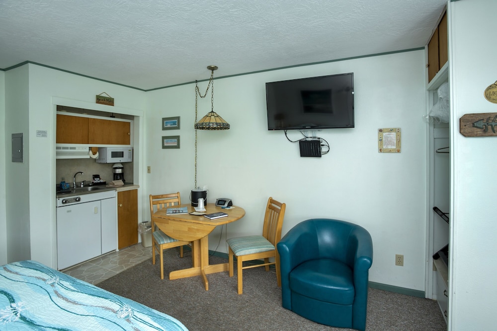 Lanai at the Cove - photo 14