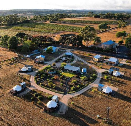 Bukirk Glamping & Luxury Cabins — 4-Star Luxury Hotel in Clare, Australia