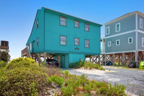 A Pirate's Paradise by Oak Island Accommodations - photo 17
