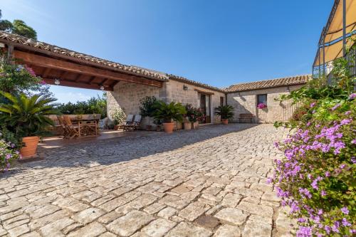 Il Flauto Magico — 4-Star Luxury Hotel in Modica, Italy
