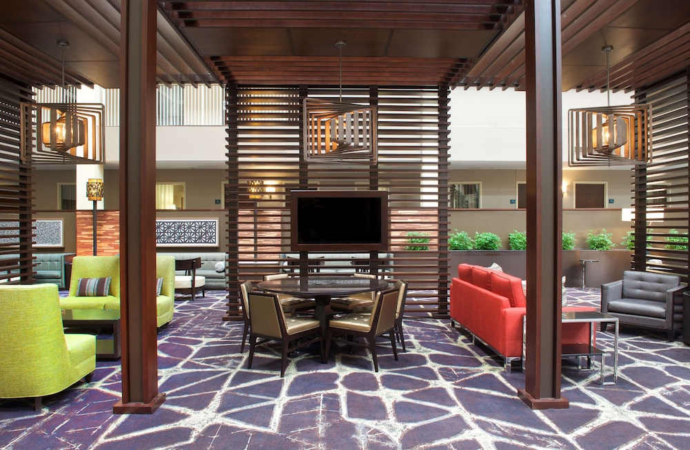 Embassy Suites by Hilton Philadelphia Airport - photo 8