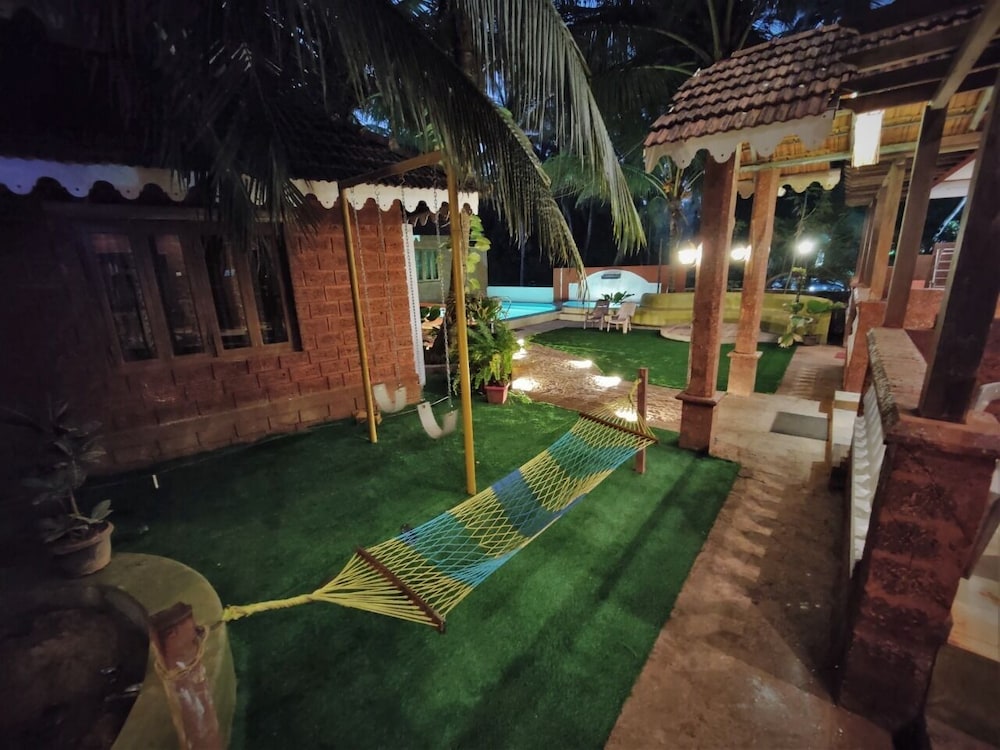 Blue Sea Beach Resort in Malvan, India