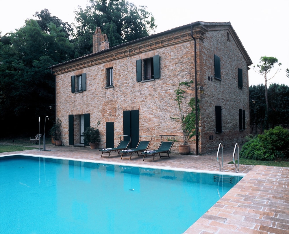 Castello di Montegridolfo Spa Resort — hotel in Montegridolfo