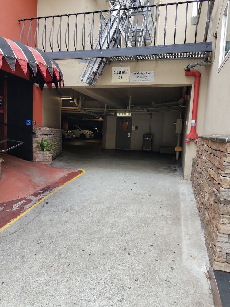 Travelodge by Wyndham San Francisco Bay - photo 16